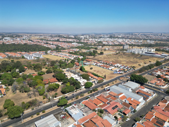 Terreno à Venda,  em Jardim Noêmia - Franca