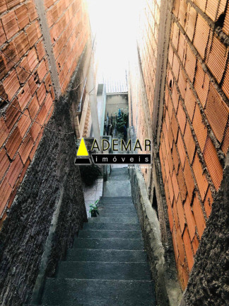 Imagem Casa com 5 Quartos à Venda, 200 m² em Diadema Imagem Casa com 5 Quartos à Venda, 200 m² em Diadema