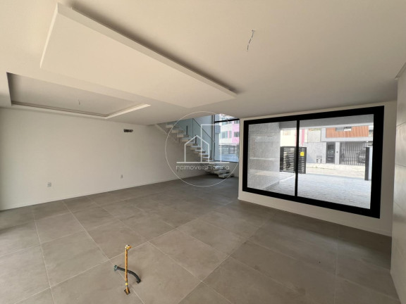 Imagem Casa com 3 Quartos à Venda, 208 m² em Ingleses Do Rio Vermelho - Florianópolis Imagem Casa com 3 Quartos à Venda, 208 m² em Ingleses Do Rio Vermelho - Florianópolis