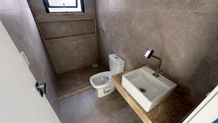 Imagem Casa com 3 Quartos à Venda, 137 m² em Pires Façanha - Eusébio Imagem Casa com 3 Quartos à Venda, 137 m² em Pires Façanha - Eusébio