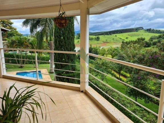 Chácara com 5 Quartos à Venda, 1.300 m² em Piracaia - Piracaia