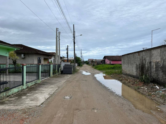 Imagem Casa com 2 Quartos à Venda, 142 m² em Costeira - Balneário Barra Do Sul Imagem Casa com 2 Quartos à Venda, 142 m² em Costeira - Balneário Barra Do Sul