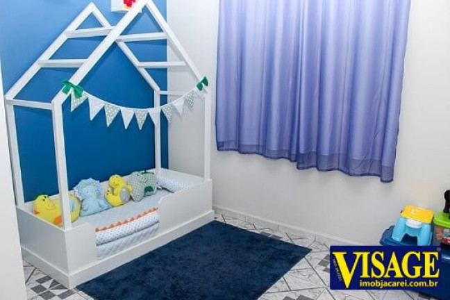 Imagem Casa com 2 Quartos à Venda,  em Jd. St. Marina - Jacareí