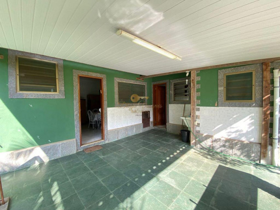 Imagem Casa com 4 Quartos à Venda, 185 m² em Albuquerque - Teresópolis