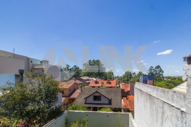 Imagem Casa com 3 Quartos à Venda, 297 m² em Jardim Itu - Porto Alegre Imagem Casa com 3 Quartos à Venda, 297 m² em Jardim Itu - Porto Alegre
