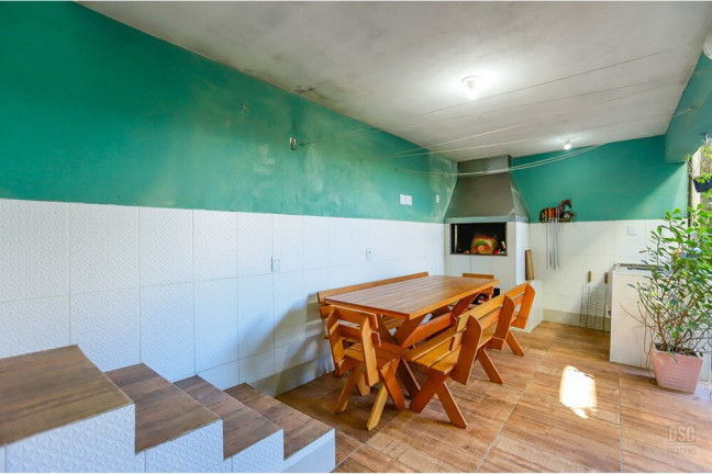 Imagem Casa com 3 Quartos à Venda, 185 m² em Hípica - Porto Alegre Imagem Casa com 3 Quartos à Venda, 185 m² em Hípica - Porto Alegre