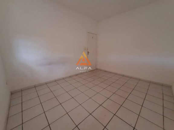 Imagem Casa com 2 Quartos à Venda, 70 m²