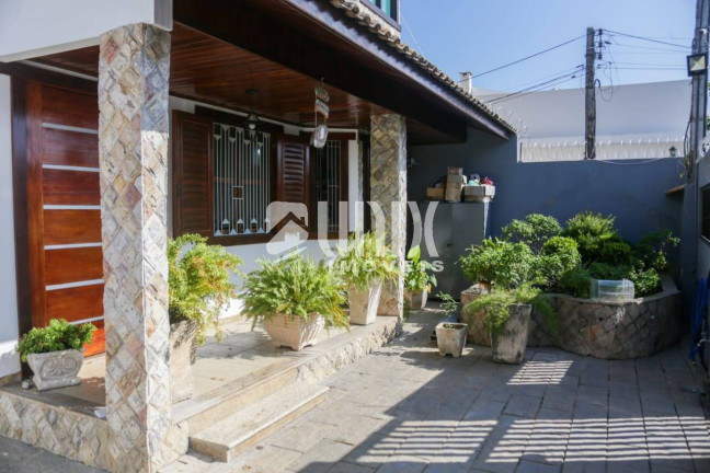 Imagem Casa com 5 Quartos à Venda, 500 m² em Parque Turf Club - Campos Dos Goytacazes