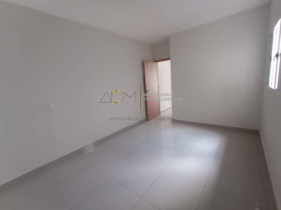 Imagem Casa com 2 Quartos à Venda, 76 m² em Jardim Itamarati - Botucatu