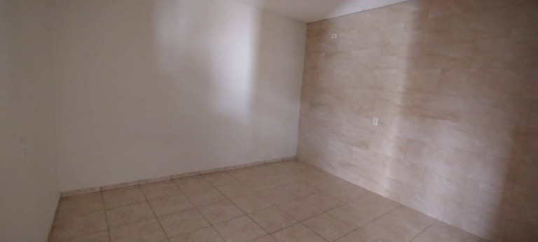 Imagem Casa com 1 Quarto para Alugar, em Jardim Dona Sinhá - São Paulo Imagem Casa com 1 Quarto para Alugar, em Jardim Dona Sinhá - São Paulo