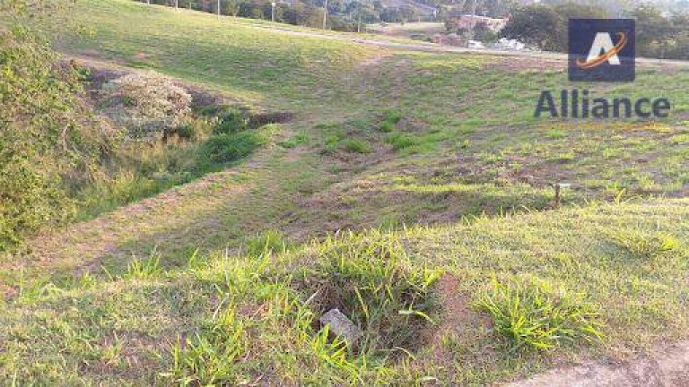 Terreno à Venda, 817 m² em Condomínio Santa Isabel - Louveira