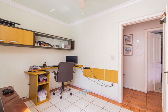 Imagem Apartamento com 3 Quartos à Venda, 110 m² em Petrópolis - Porto Alegre Imagem Apartamento com 3 Quartos à Venda, 110 m² em Petrópolis - Porto Alegre