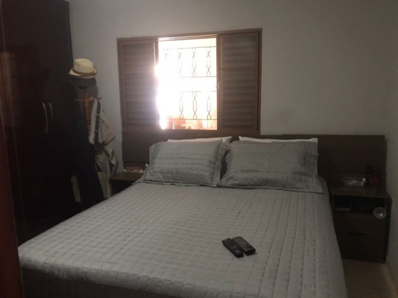 Imagem Casa com 3 Quartos à Venda, 202 m² em Núcleo Residencial Edison Bastos Gasparini - Bauru