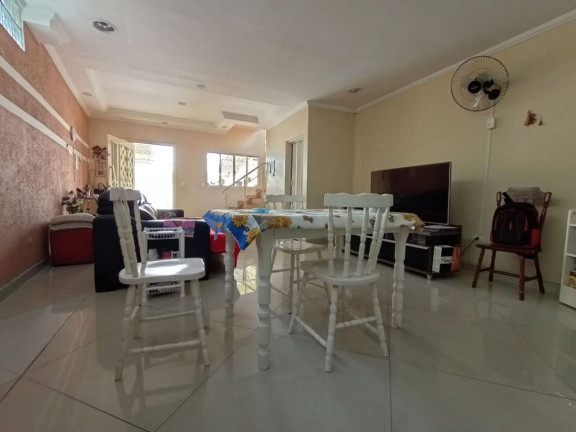 Imagem Sobrado com 2 Quartos à Venda, 193 m² em Vila Acoreana - Poá Imagem Sobrado com 2 Quartos à Venda, 193 m² em Vila Acoreana - Poá
