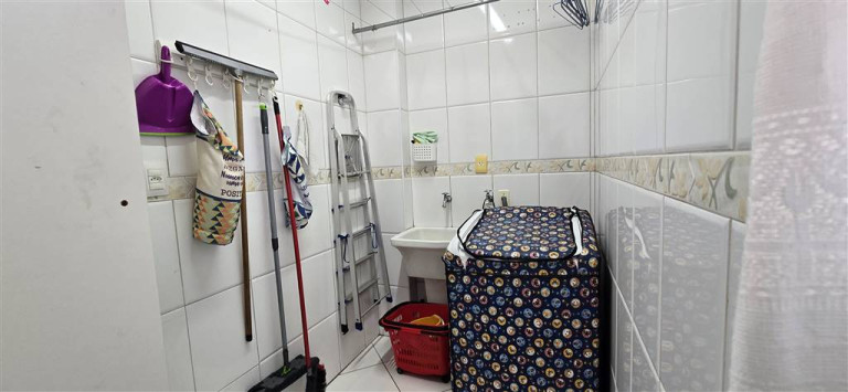 Imagem Apartamento com 4 Quartos à Venda, 165 m² em Guilhermina - Praia Grande