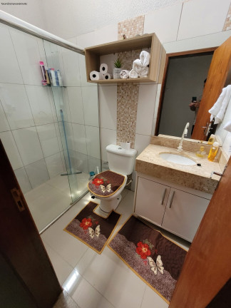 Imagem Imóvel com 3 Quartos à Venda,  em Sinop - Sinop