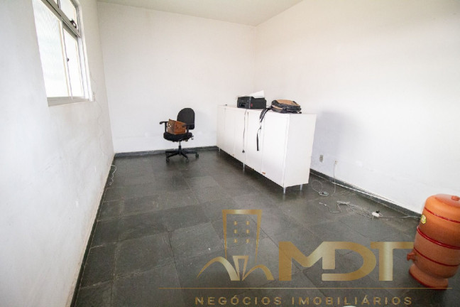 Imagem Casa com 4 Quartos à Venda, 250 m² em Planalto - Belo Horizonte Imagem Casa com 4 Quartos à Venda, 250 m² em Planalto - Belo Horizonte