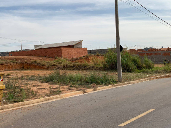 Terreno à Venda, 250 m² em Jardim Das Angélicas - Itupeva