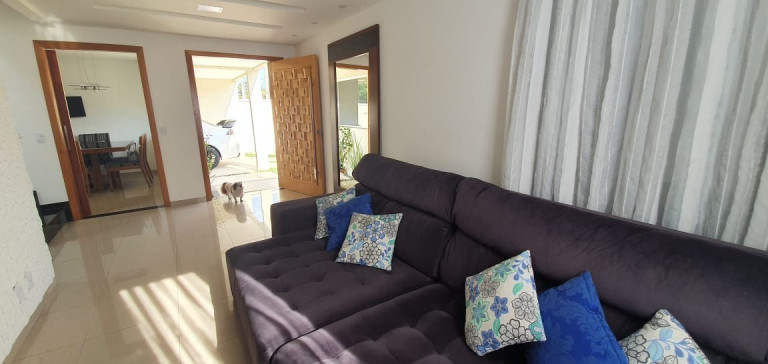 Imagem Casa com 3 Quartos à Venda, 180 m² em Piratininga - Niterói