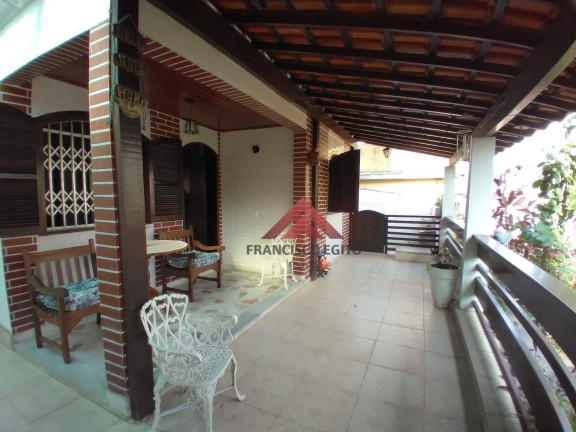 Imagem Casa com 3 Quartos à Venda, 133 m² em Mutuá - São Gonçalo Imagem Casa com 3 Quartos à Venda, 133 m² em Mutuá - São Gonçalo
