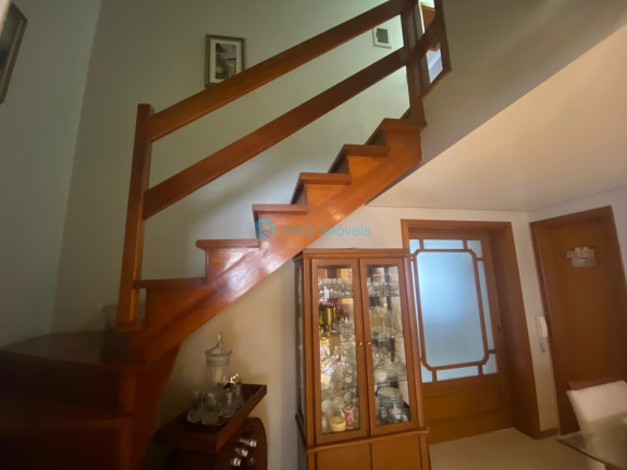 Imagem Sobrado com 3 Quartos à Venda, 185 m² em Moinhos De Vento - Canoas