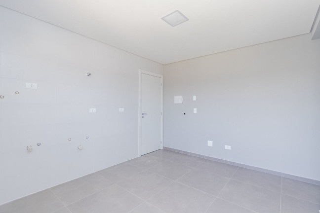 Imagem Apartamento com 1 Quarto à Venda, 28 m² em Cajuru - Curitiba