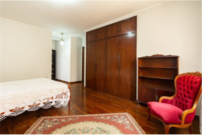 Casa com 3 Quartos à Venda, 242 m² em City América - São Paulo