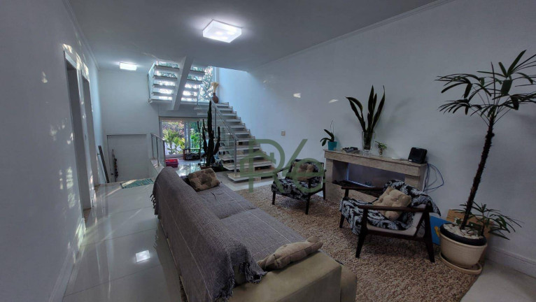 Imagem Casa com 5 Quartos à Venda, 245 m² em Jardim Das Flores - Cotia Imagem Casa com 5 Quartos à Venda, 245 m² em Jardim Das Flores - Cotia