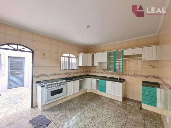 Imagem Casa com 3 Quartos à Venda, 250 m² em Esplanada - Pouso Alegre