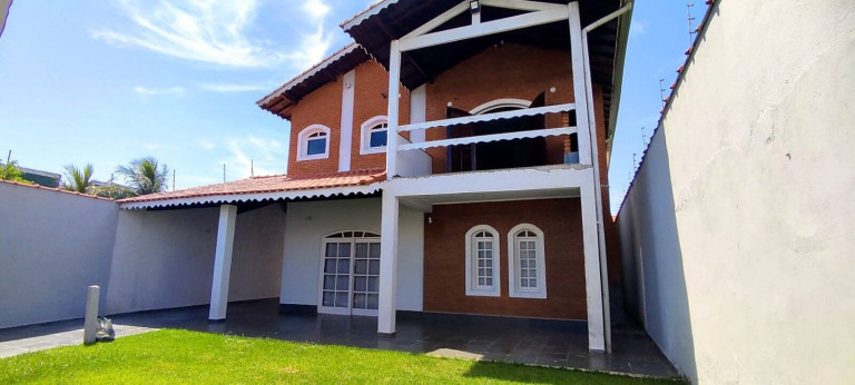 Imagem Sobrado com 4 Quartos à Venda, 522 m² em Balneário Arpoador - Peruíbe Imagem Sobrado com 4 Quartos à Venda, 522 m² em Balneário Arpoador - Peruíbe