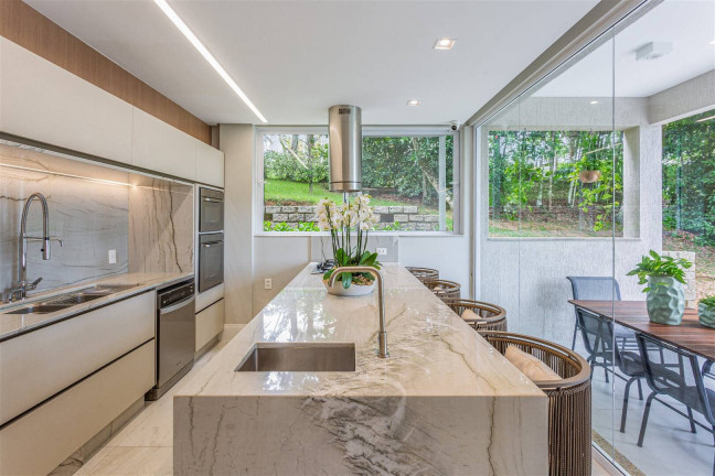 Imagem Casa com 4 Quartos à Venda, 524 m² em Estaleiro - Balneário Camboriú
