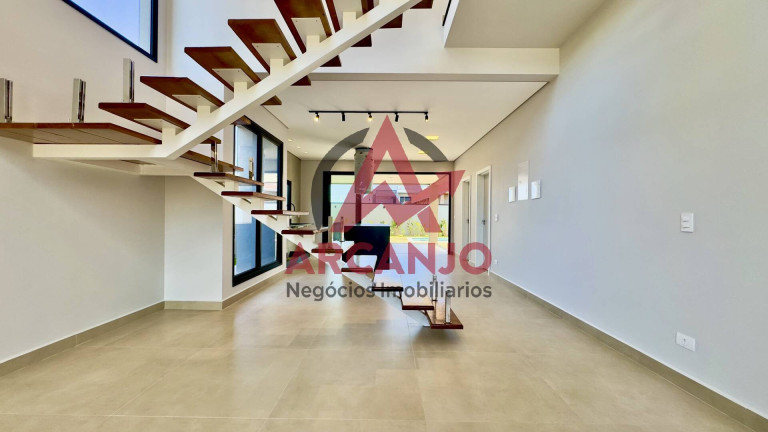 Imagem Casa com 3 Quartos à Venda, 226 m² em Vila Santista - Atibaia Imagem Casa com 3 Quartos à Venda, 226 m² em Vila Santista - Atibaia