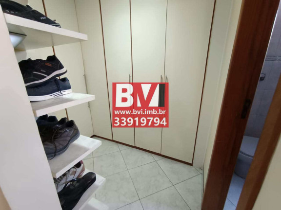 Imagem Casa com 3 Quartos à Venda, 220 m² em Penha Circular - Rio De Janeiro Imagem Casa com 3 Quartos à Venda, 220 m² em Penha Circular - Rio De Janeiro
