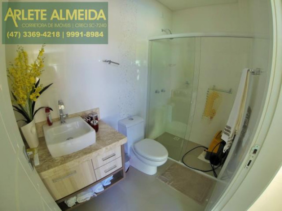 Imagem Casa com 3 Quartos à Venda, 400 m² em Centro - Porto Belo Imagem Casa com 3 Quartos à Venda, 400 m² em Centro - Porto Belo