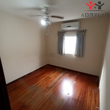 Imagem Imóvel com 3 Quartos à Venda, 228 m² em Vila Aparecida - Jundiaí Imagem Imóvel com 3 Quartos à Venda, 228 m² em Vila Aparecida - Jundiaí
