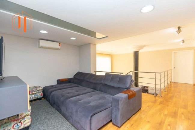Imagem Casa com 5 Quartos à Venda, 370 m² em Ahú - Curitiba