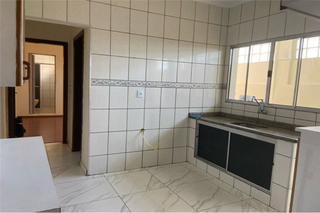 Imagem Sobrado com 2 Quartos à Venda, 119 m² em Vila Santa Izabel - Salto De Pirapora Imagem Sobrado com 2 Quartos à Venda, 119 m² em Vila Santa Izabel - Salto De Pirapora