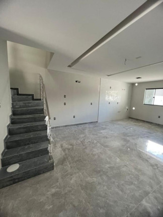 Imagem Casa com 3 Quartos à Venda, 150 m² em Floresta - Joinville