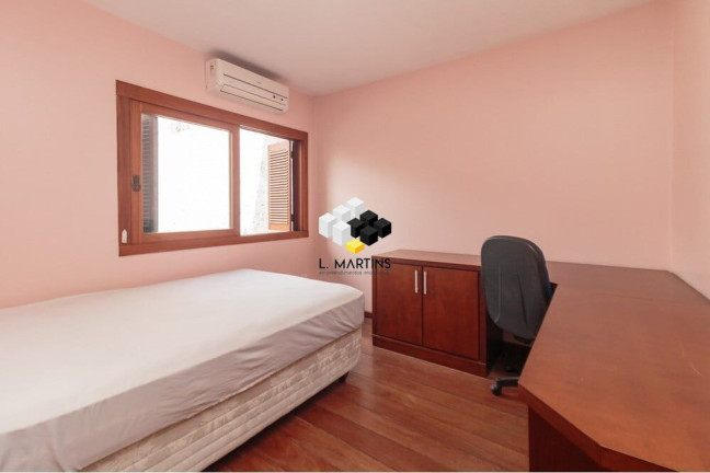 Imagem Casa com 3 Quartos à Venda, 213 m² em Chácara Das Pedras - Porto Alegre