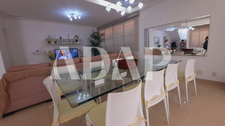 Imagem Casa com 4 Quartos à Venda, 250 m² em Vargem Pequena - Rio De Janeiro