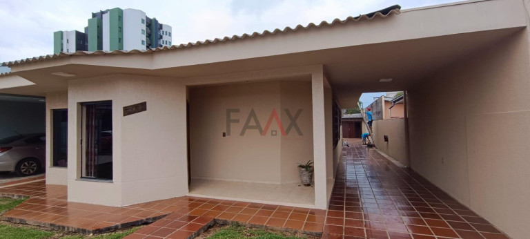 Casa com 3 Quartos à Venda, 168 m² em Santa Cruz - Guarapuava