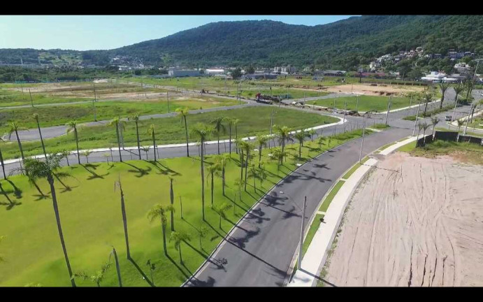 Imagem Imóvel à Venda, em Vargem Grande - Florianópolis Imagem Imóvel à Venda, em Vargem Grande - Florianópolis