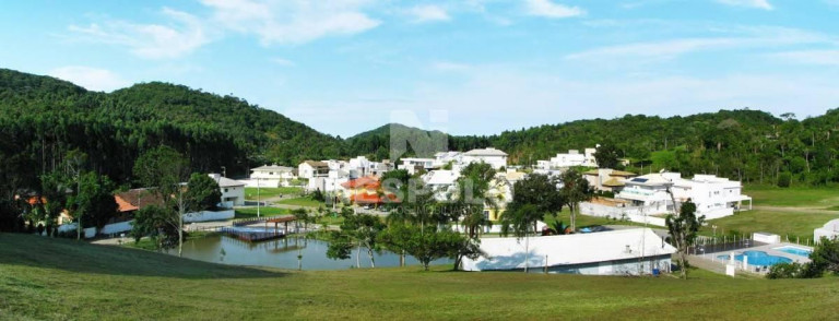Imagem Casa à Venda, 370 m² em Ariribá - Balneario Camboriu Imagem Casa à Venda, 370 m² em Ariribá - Balneario Camboriu