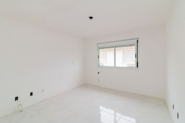 Imagem Casa com 4 Quartos à Venda, 173 m² em Jardim Itu - Porto Alegre Imagem Casa com 4 Quartos à Venda, 173 m² em Jardim Itu - Porto Alegre