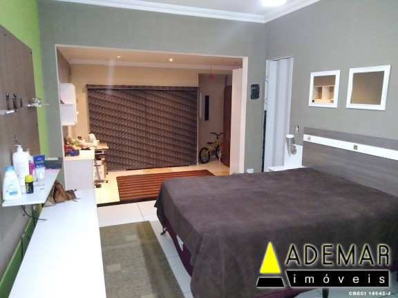 Imagem Casa com 3 Quartos à Venda,  em Diadema