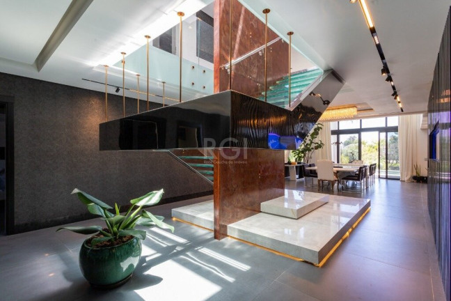 Imagem Casa com 5 Quartos à Venda, em Belém Novo - Porto Alegre Imagem Casa com 5 Quartos à Venda, em Belém Novo - Porto Alegre