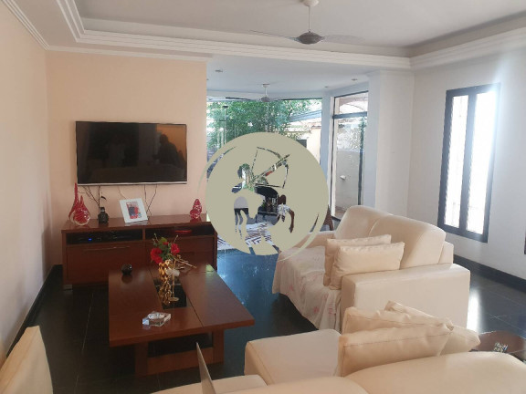 Imagem Sobrado com 3 Quartos à Venda, 250 m² em Jose Menino - Santos