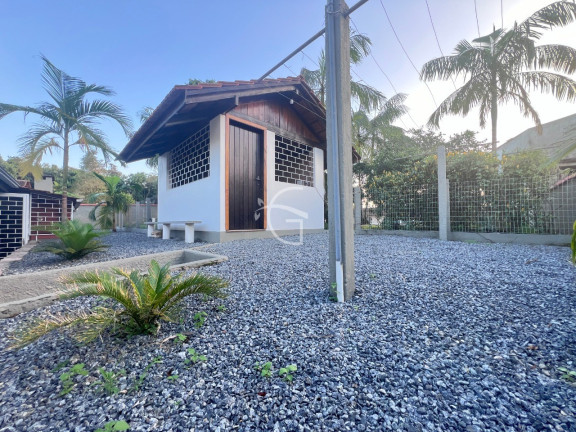 Imagem Casa com 3 Quartos à Venda,  em Floresta - Joinville
