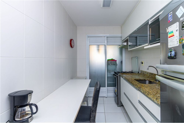 Imagem Imóvel com 2 Quartos à Venda, em Alto De Pinheiros - São Paulo Imagem Imóvel com 2 Quartos à Venda, em Alto De Pinheiros - São Paulo