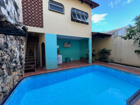 Imagem Sobrado com 3 Quartos à Venda, 245 m² em Jardim América - Goiânia Imagem Sobrado com 3 Quartos à Venda, 245 m² em Jardim América - Goiânia